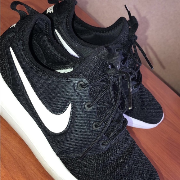 black and white nikes